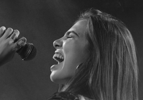 How long should i practice singing daily?